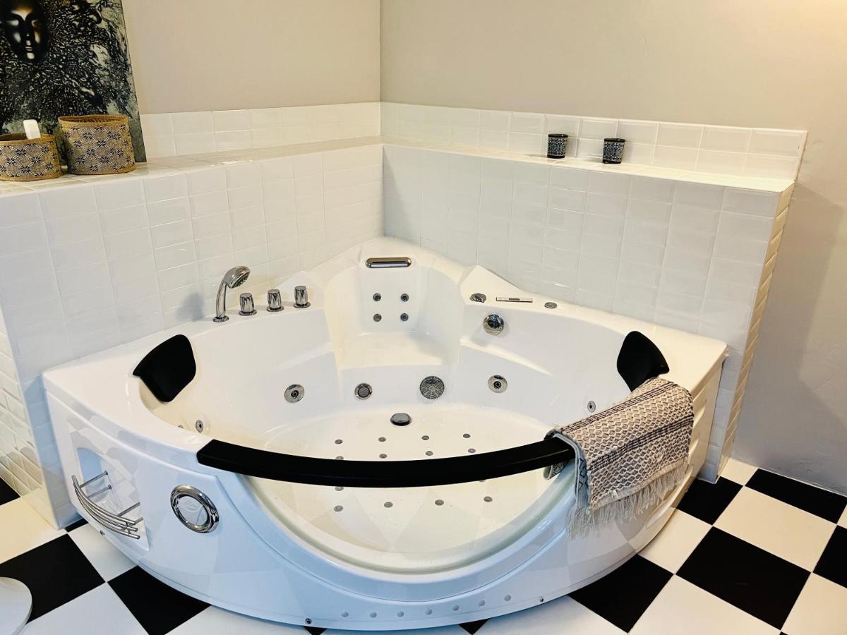 La Chambre Spa la maison Searle à Tourtour Extérieur photo